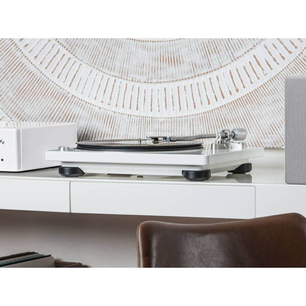 Main product image for Denon DP400WT Belt Driven HiFi Turntable White245-4046